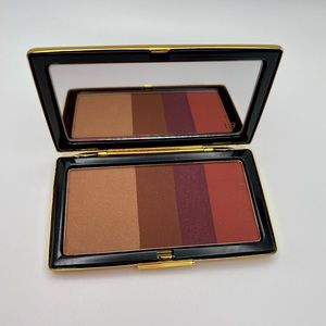 Victoria Beckham beauty eyeshadow palette